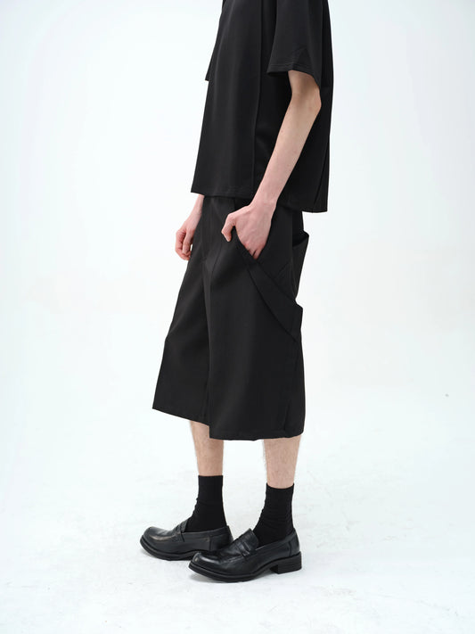 3D CUT LOOSE LEAF SHORTS