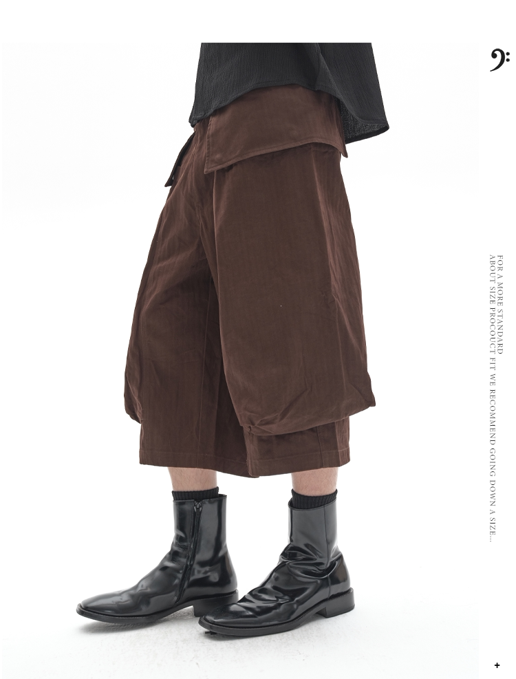 3D POCKETED CROP SHORTS