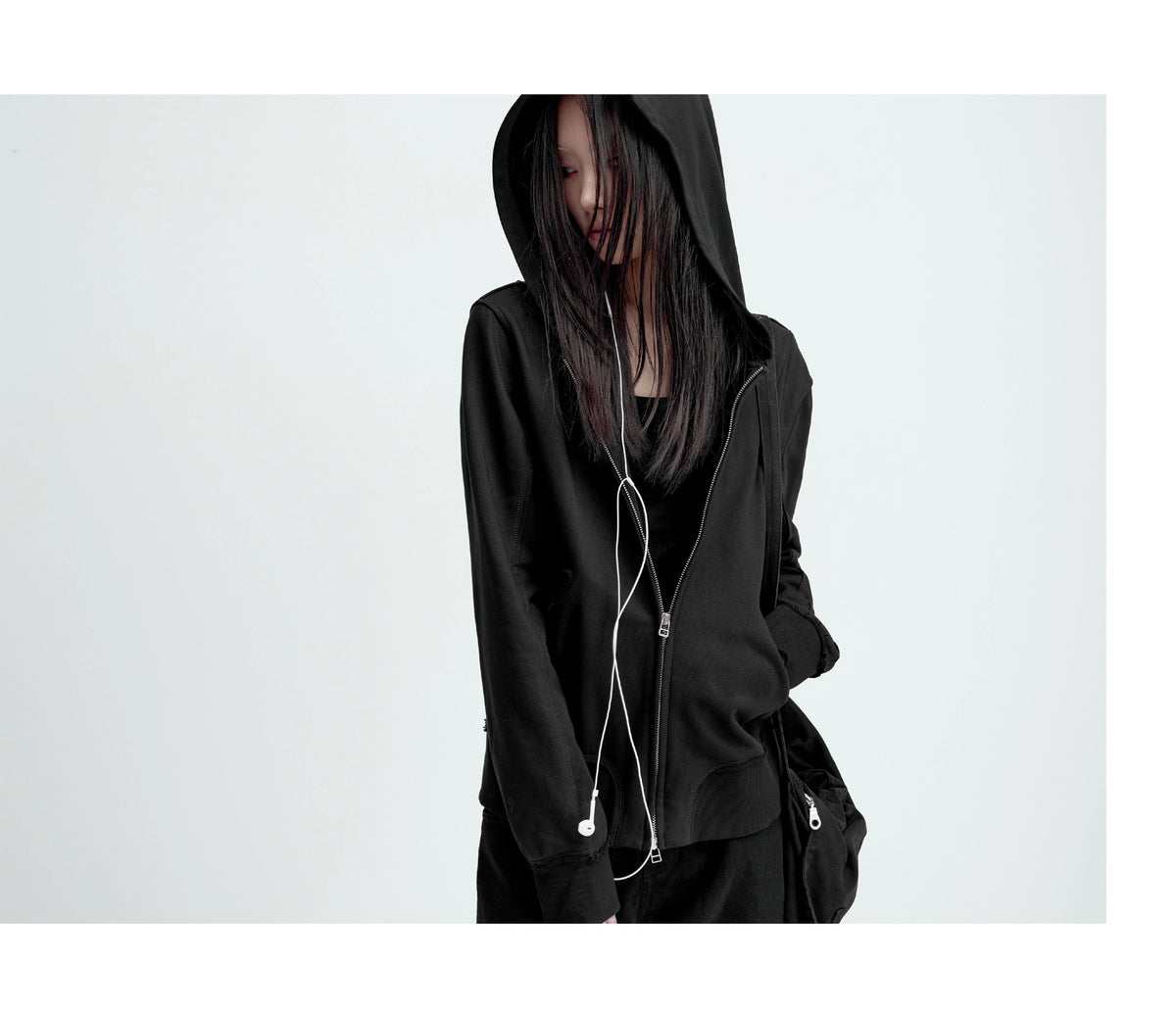 ZIPPERED SLIM-FIT HOODIE