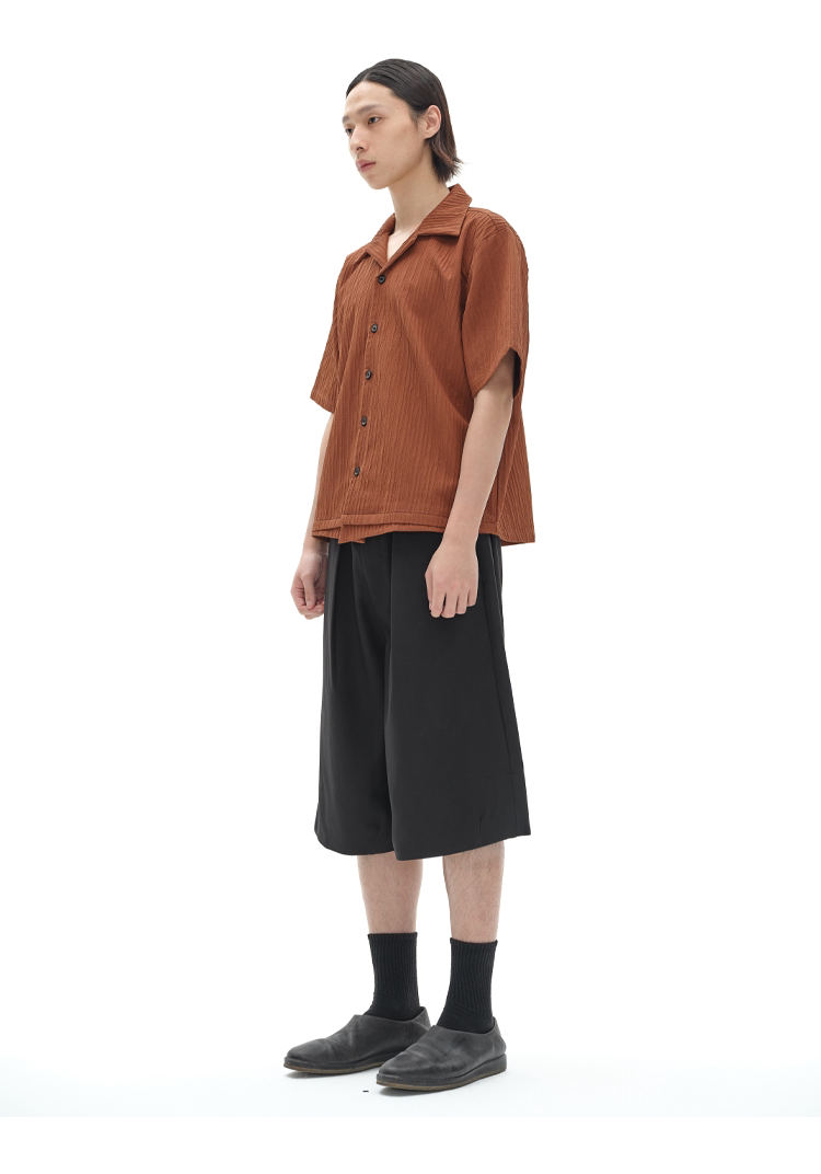 BOXY PLEATED SHIRT