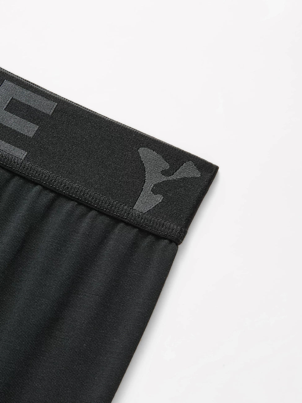 BREATHABLE SEAMLESS SPORTS PANTY