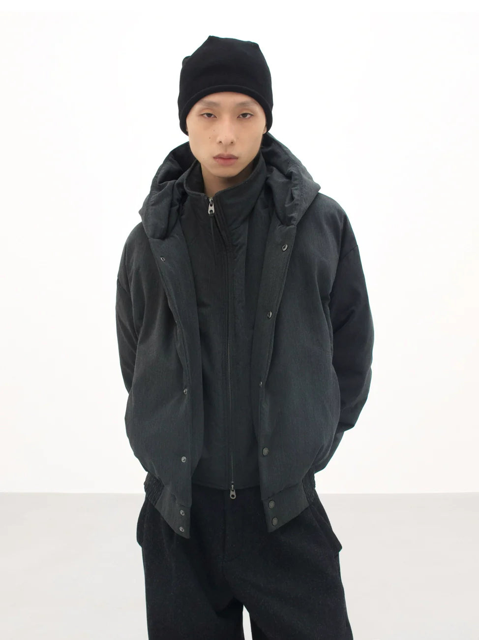 CUT-OUT CUFF DOWN JACKET