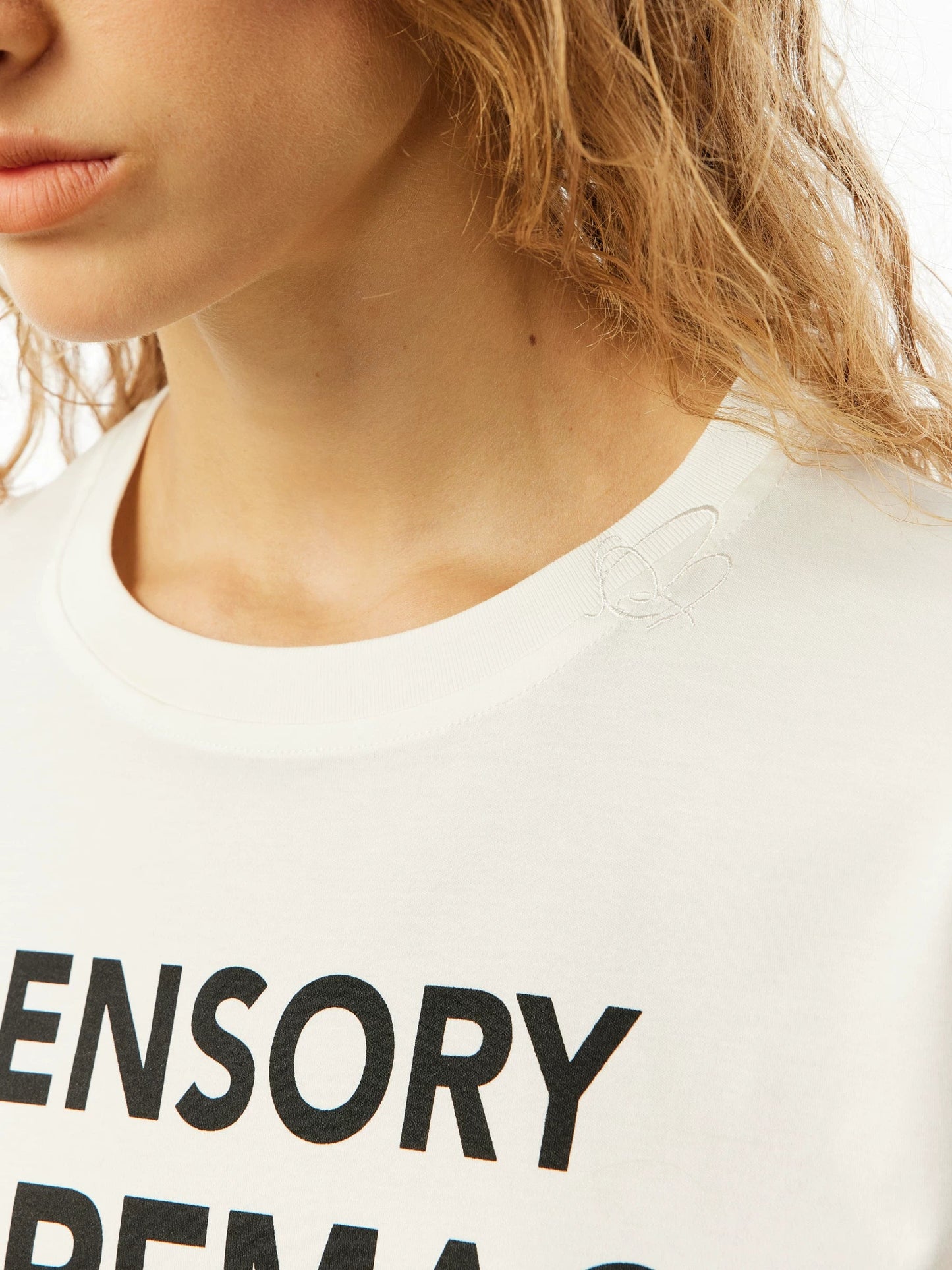 SUPREMACY TEE
