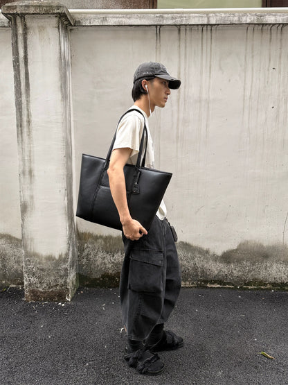 EDGED COMMUTER BAG
