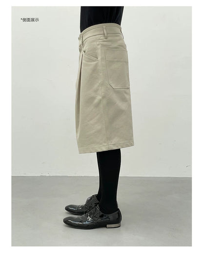 CROPPED KHAKI PLEATED SHORTS