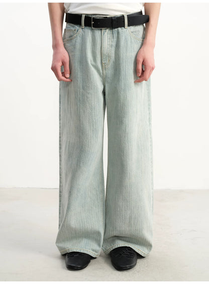LIGHT BLUE JEANS