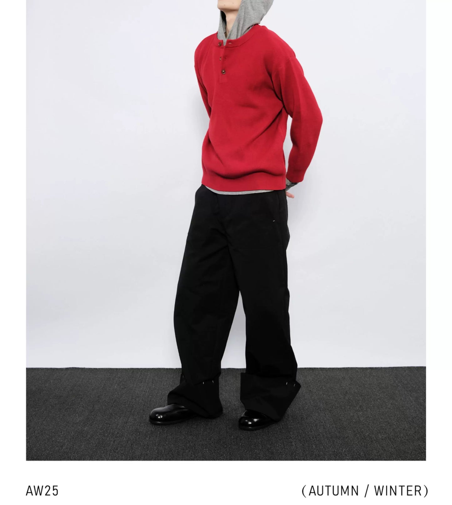 STURDY WIDE-CUFF CASUAL PANTS