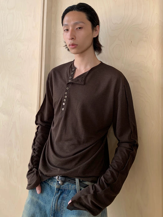 SLEEK BUTTONED LONG SLEEVE