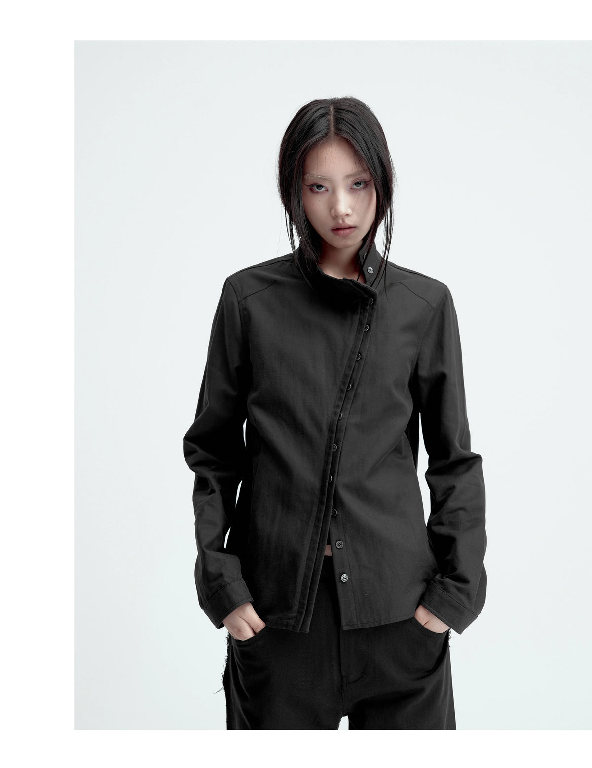 CURVED PLACKET STAND-UP JACKET