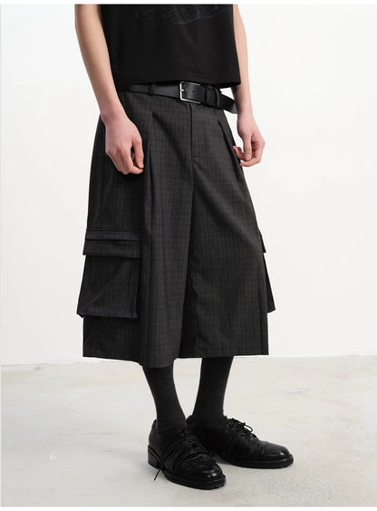 PLAID PLEATED WORK SHORTS