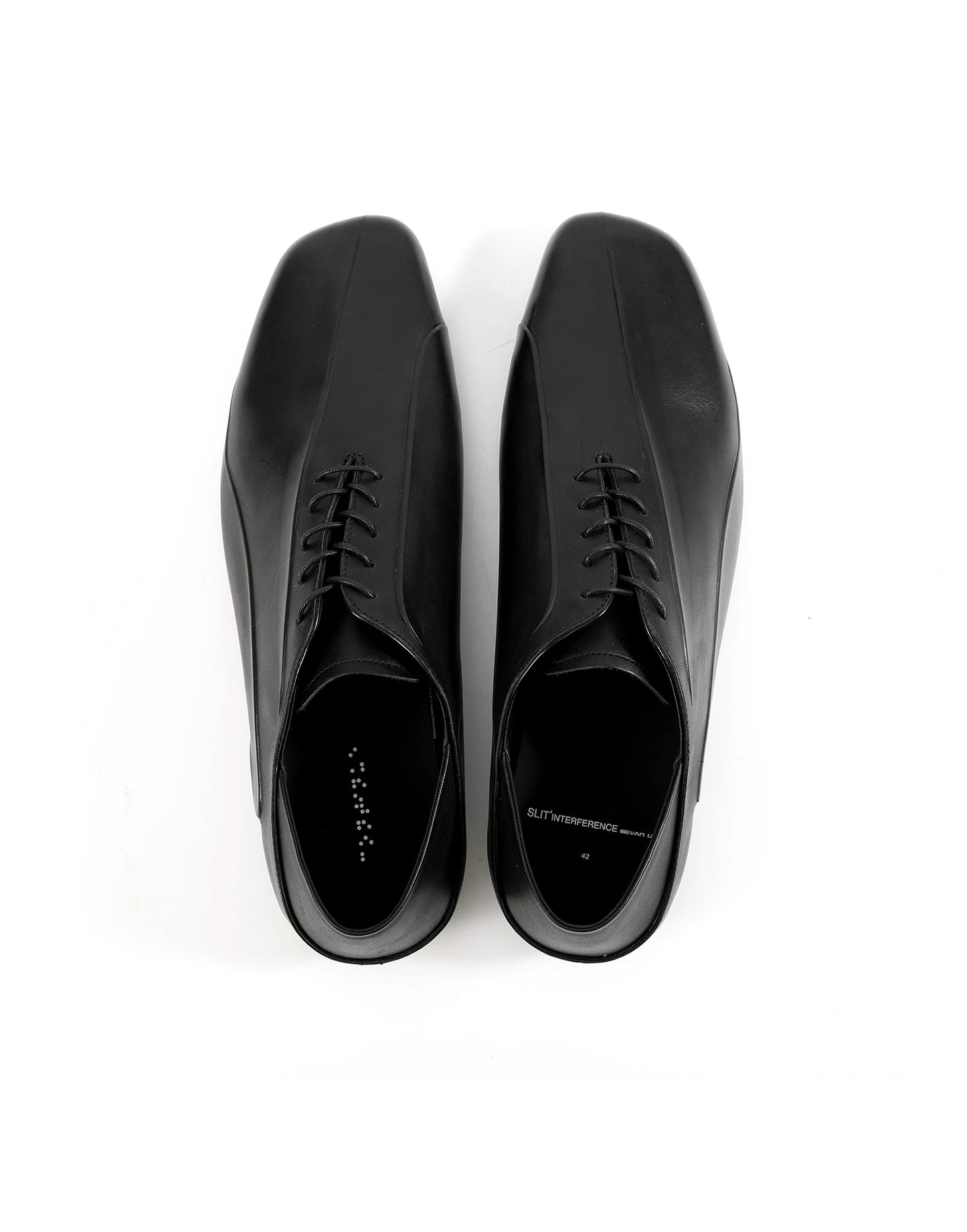 EMBOSSED CALFSKIN CASUAL SHOES