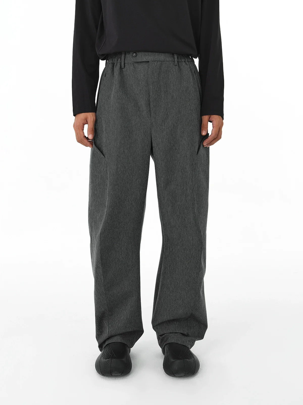 WINDPROOF OVERSIZE PANTS
