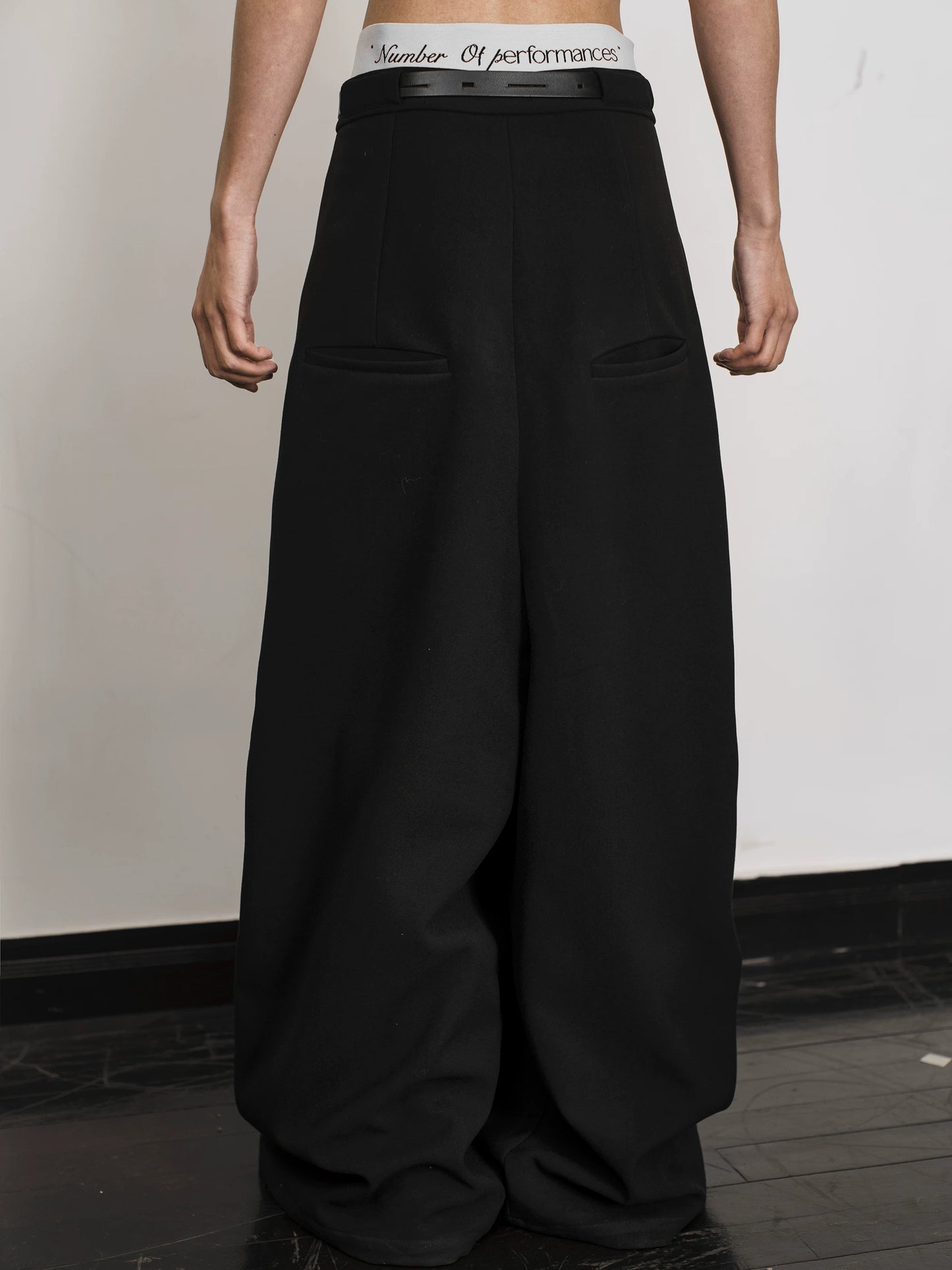 ULTRA HIGH-WAIST TRAPEZE PANTS