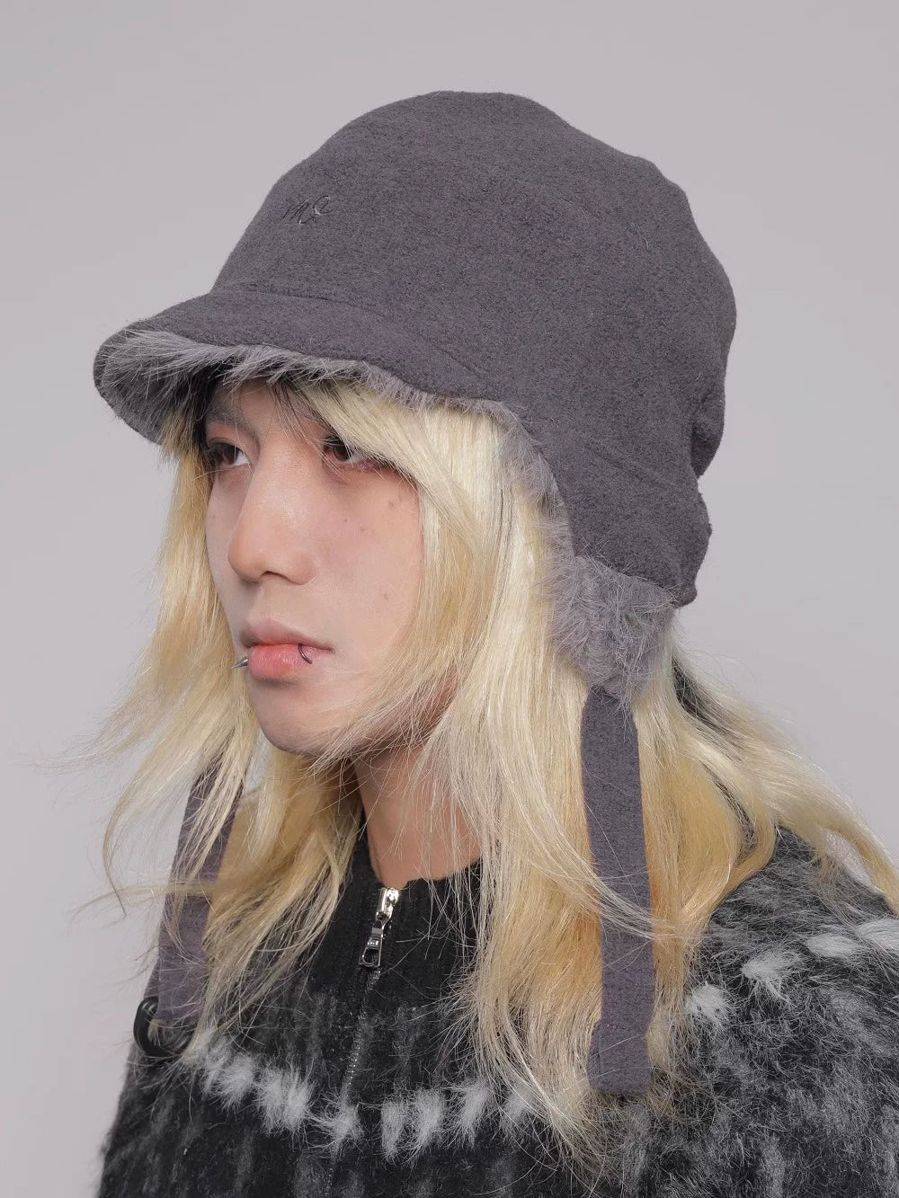 REVERSIBLE FLIGHT CAP 1