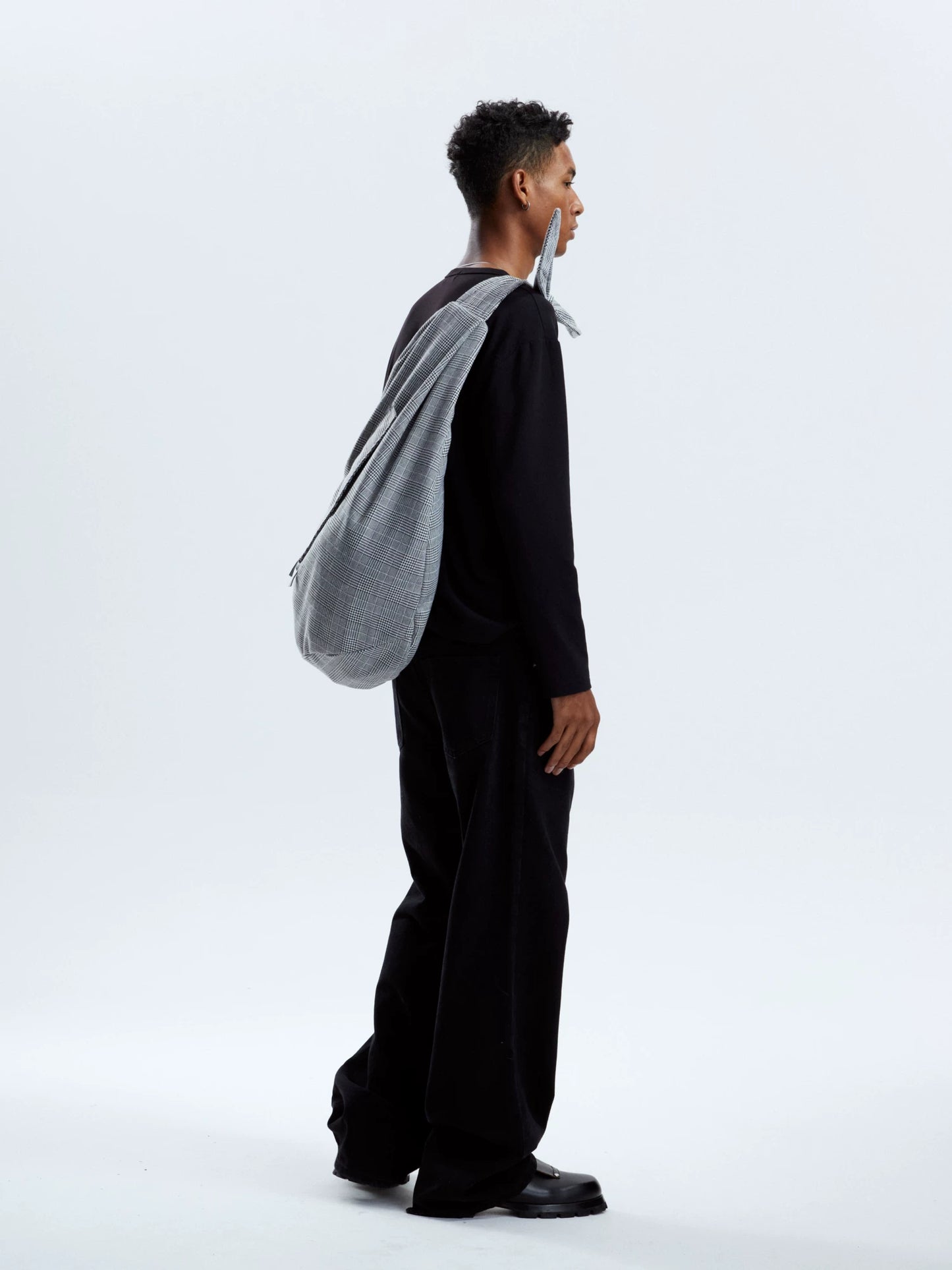 CHIFFON BLEND TRAMP BAG