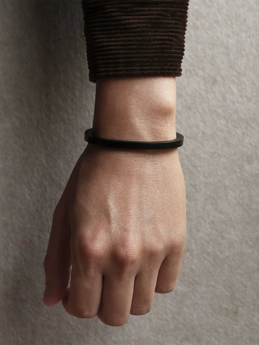 ELEGANT BRACELET