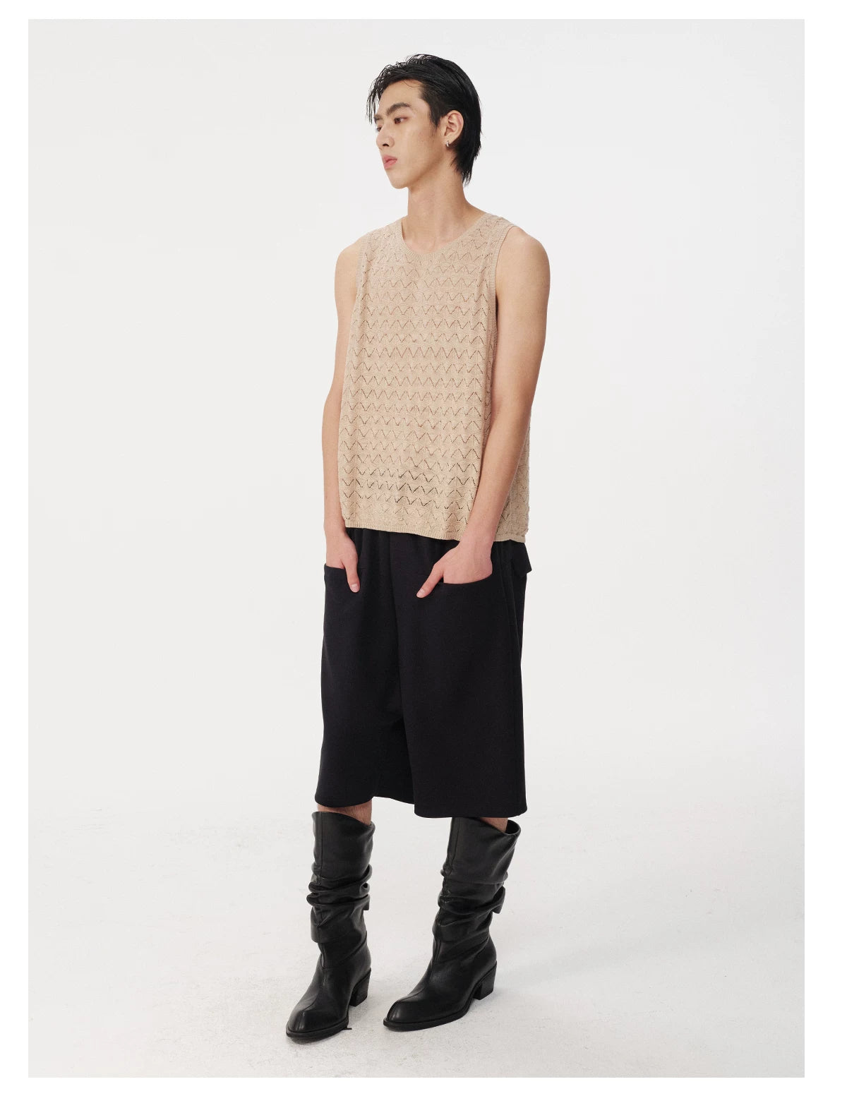 LOW-RISE POCKET SHORTS