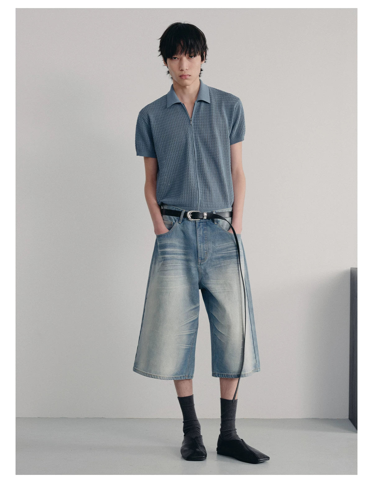 ICE BLUE PLEATED SHORTS