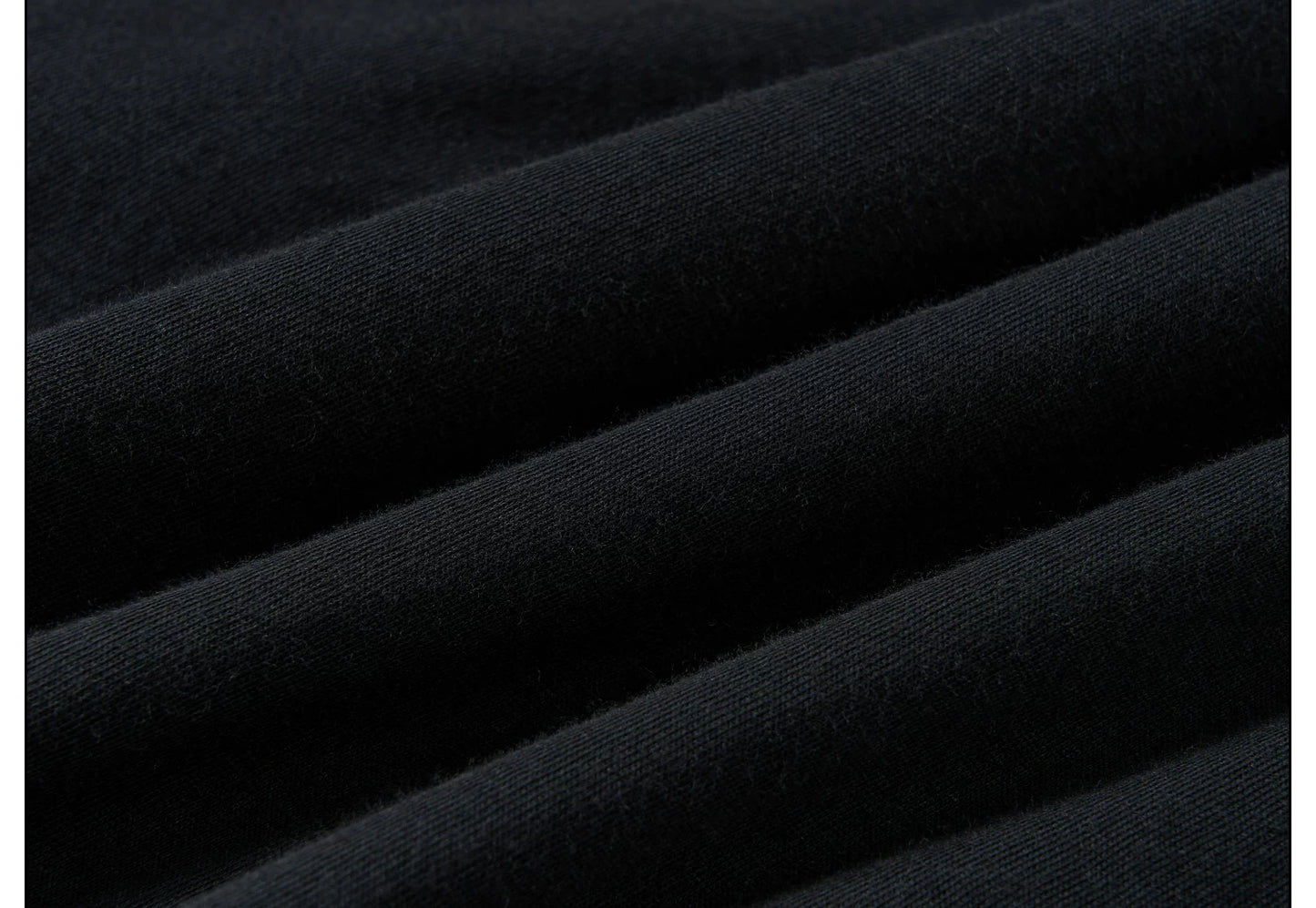 PLEATED HIGH NECK LONG SLEEVE