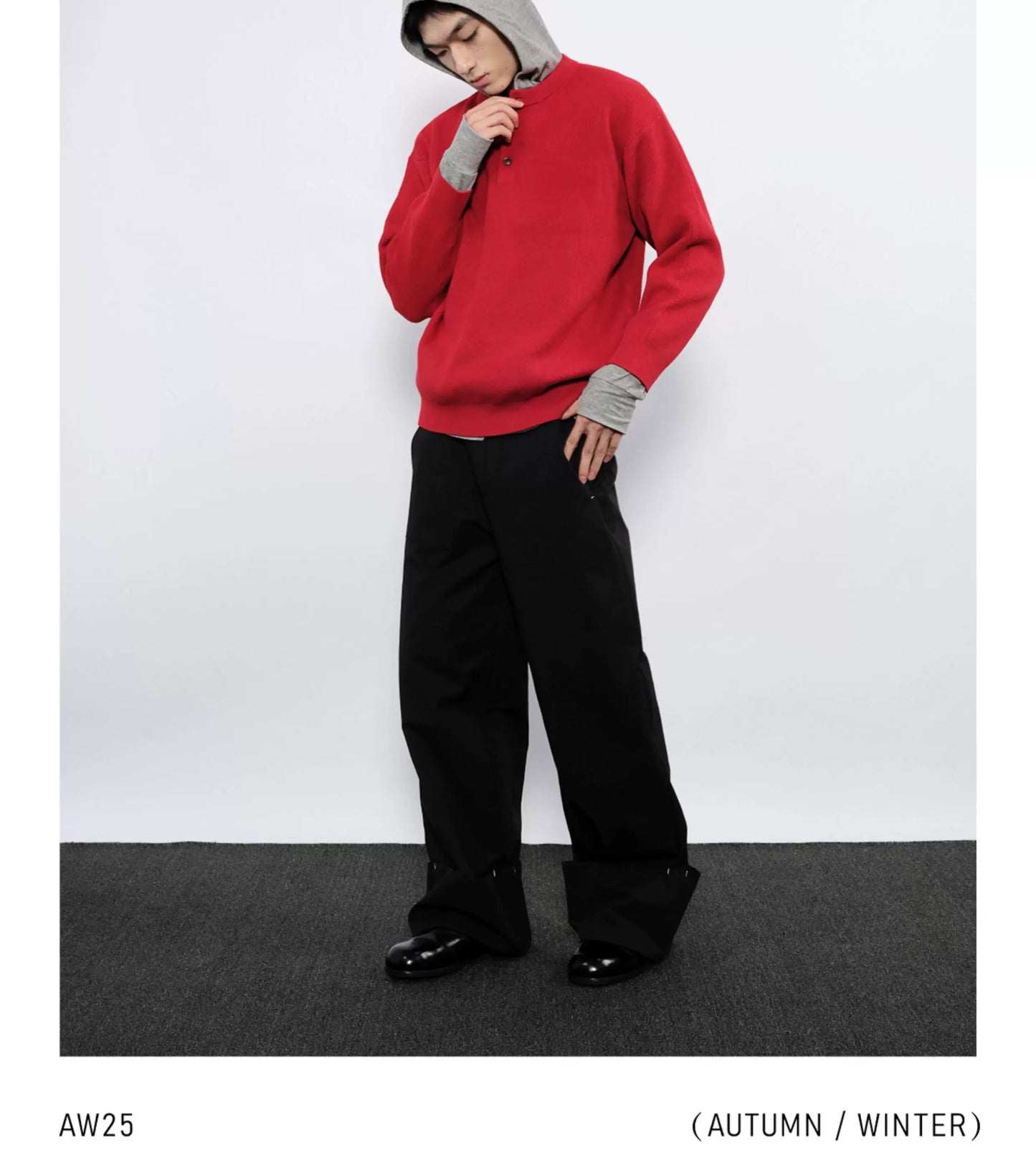 STURDY WIDE-CUFF CASUAL PANTS