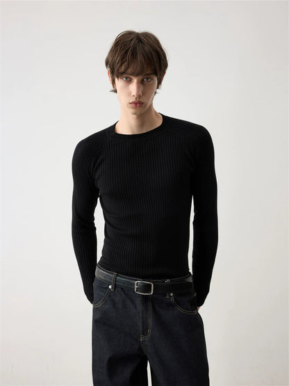 FITTED KNIT SWEATERS & ACTIVEWEAR
