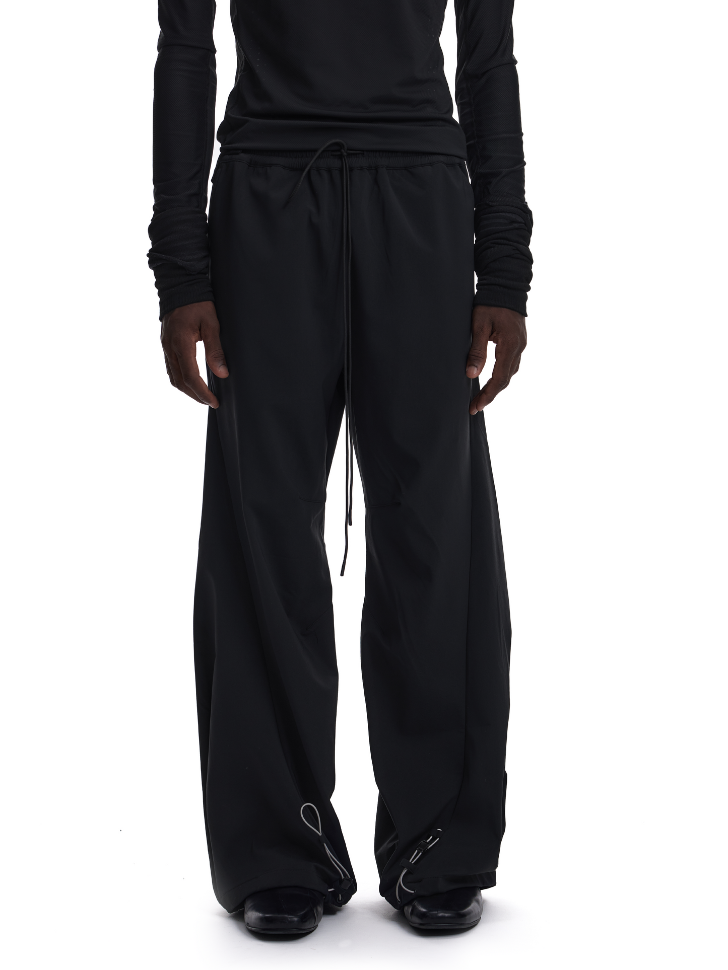 QUICK-DRY FLARED SOFTSHELL PANTS