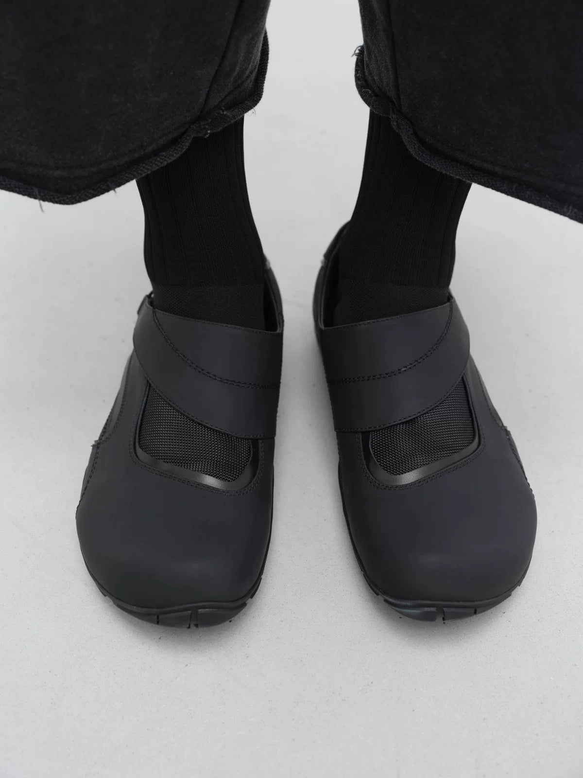 THIN SOLE BAREFOOT SHOES