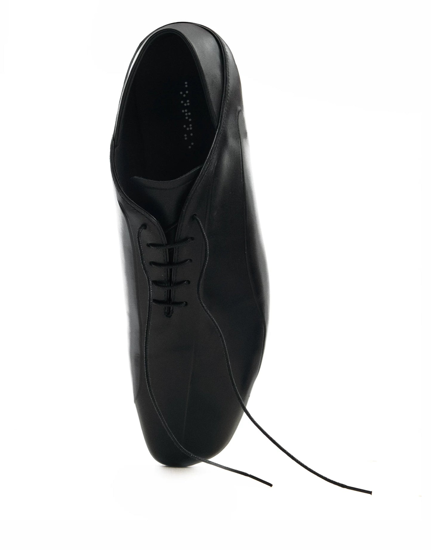 EMBOSSED CALFSKIN CASUAL SHOES