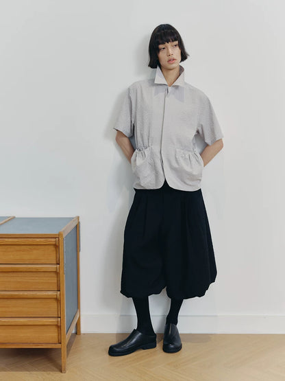 LEAF PATTERNED PLEATED PANTS