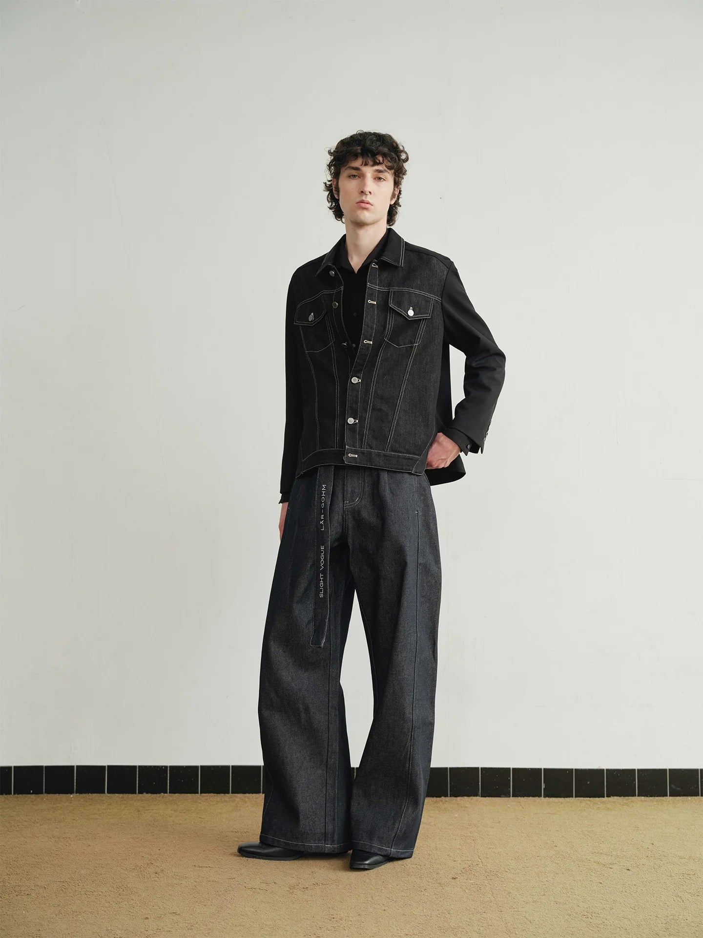 DECONSTRUCTED DENIM BLAZER