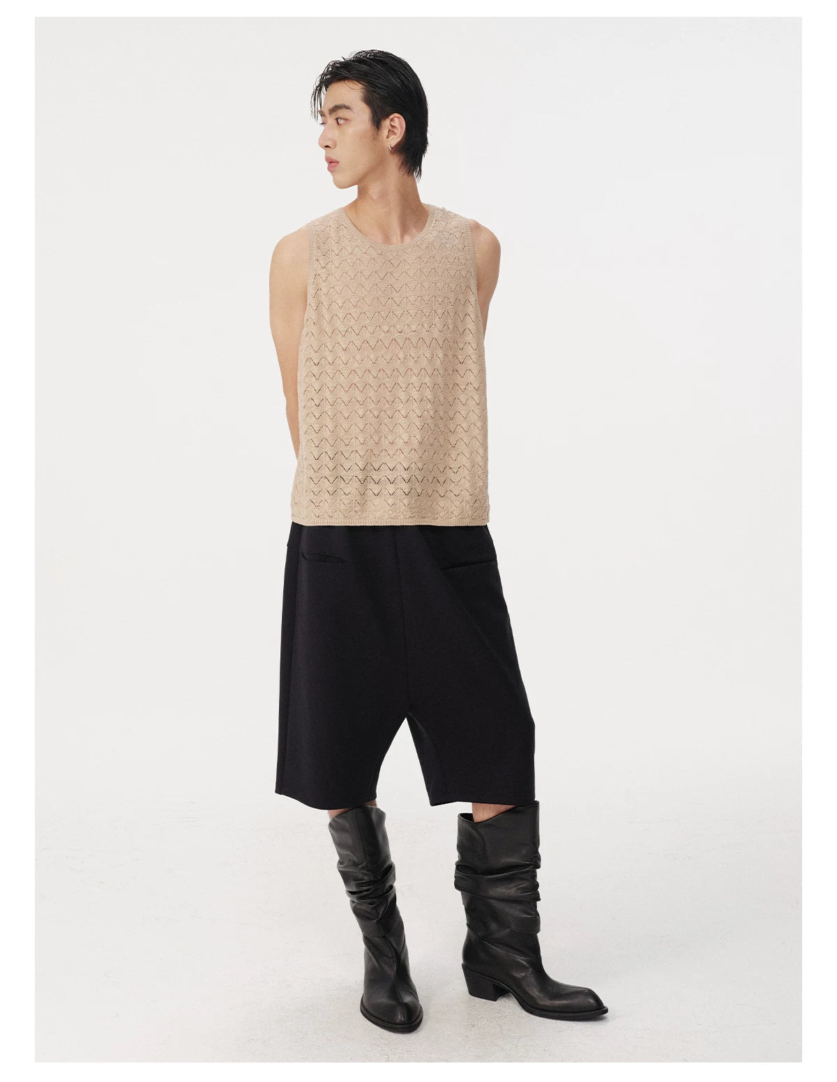 LOW-RISE POCKET SHORTS