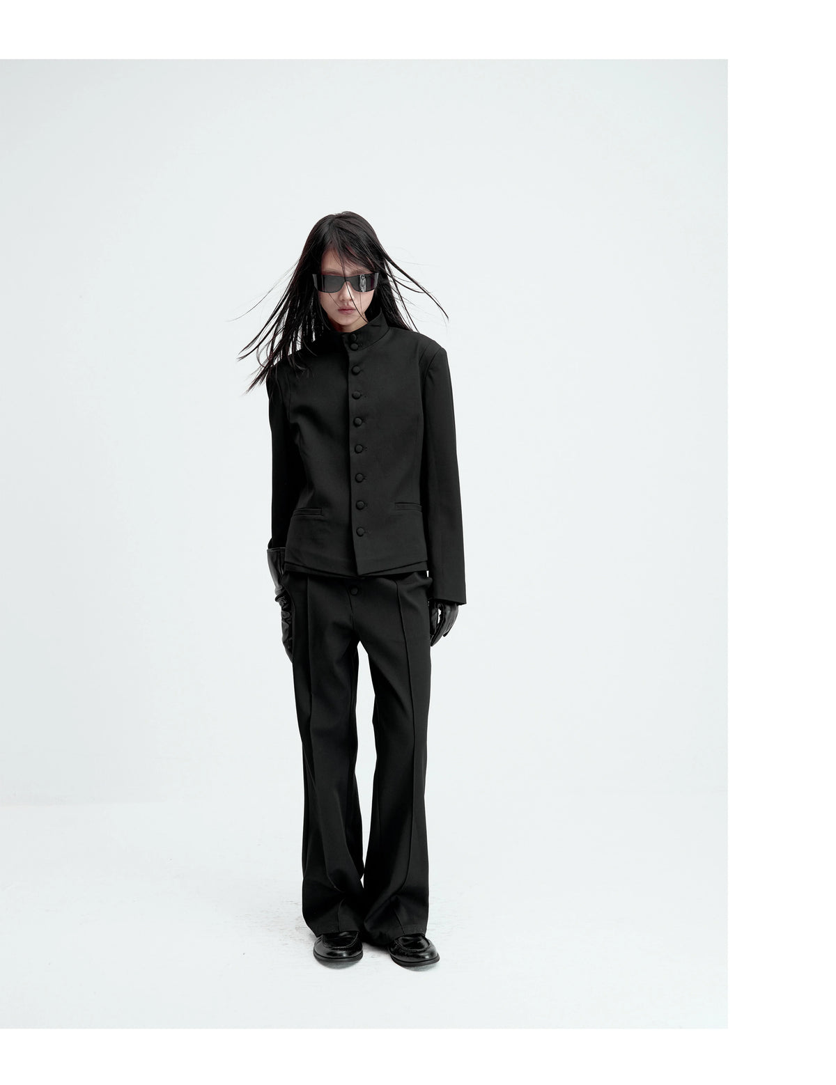 SLIM-FIT DETACHABLE SUIT JACKET