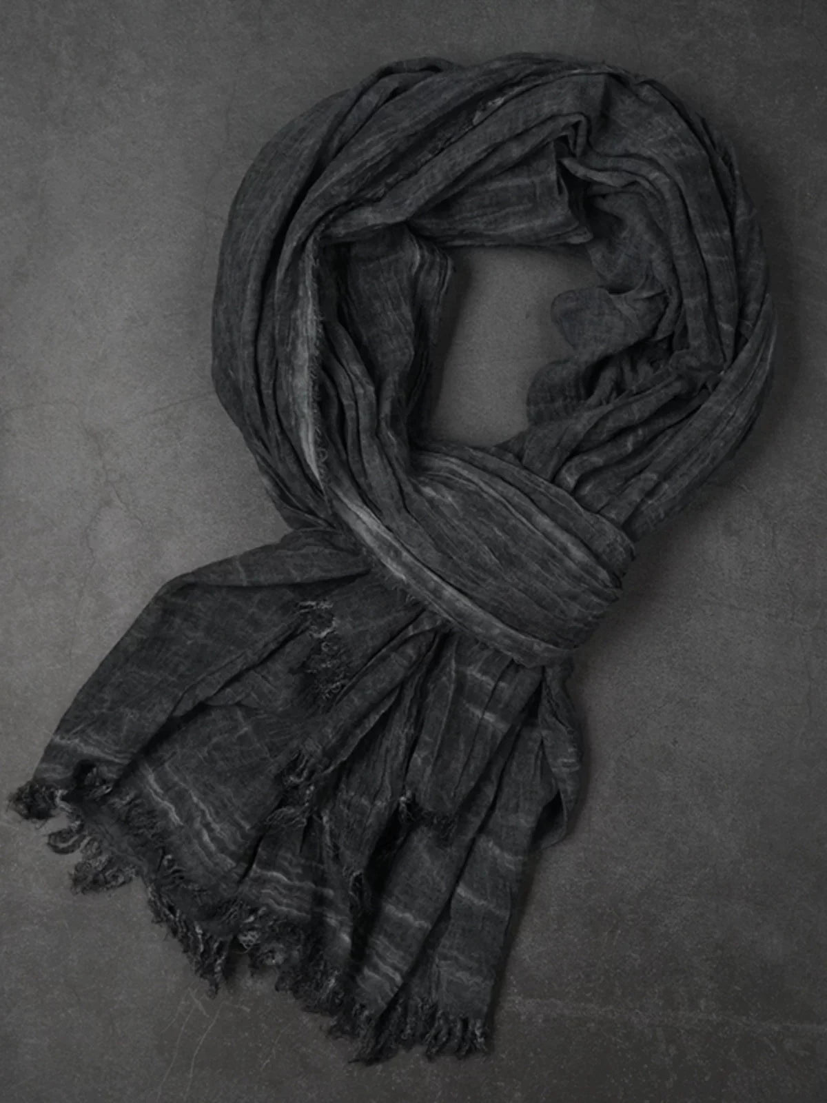 VINTAGE PLEATED SCARF