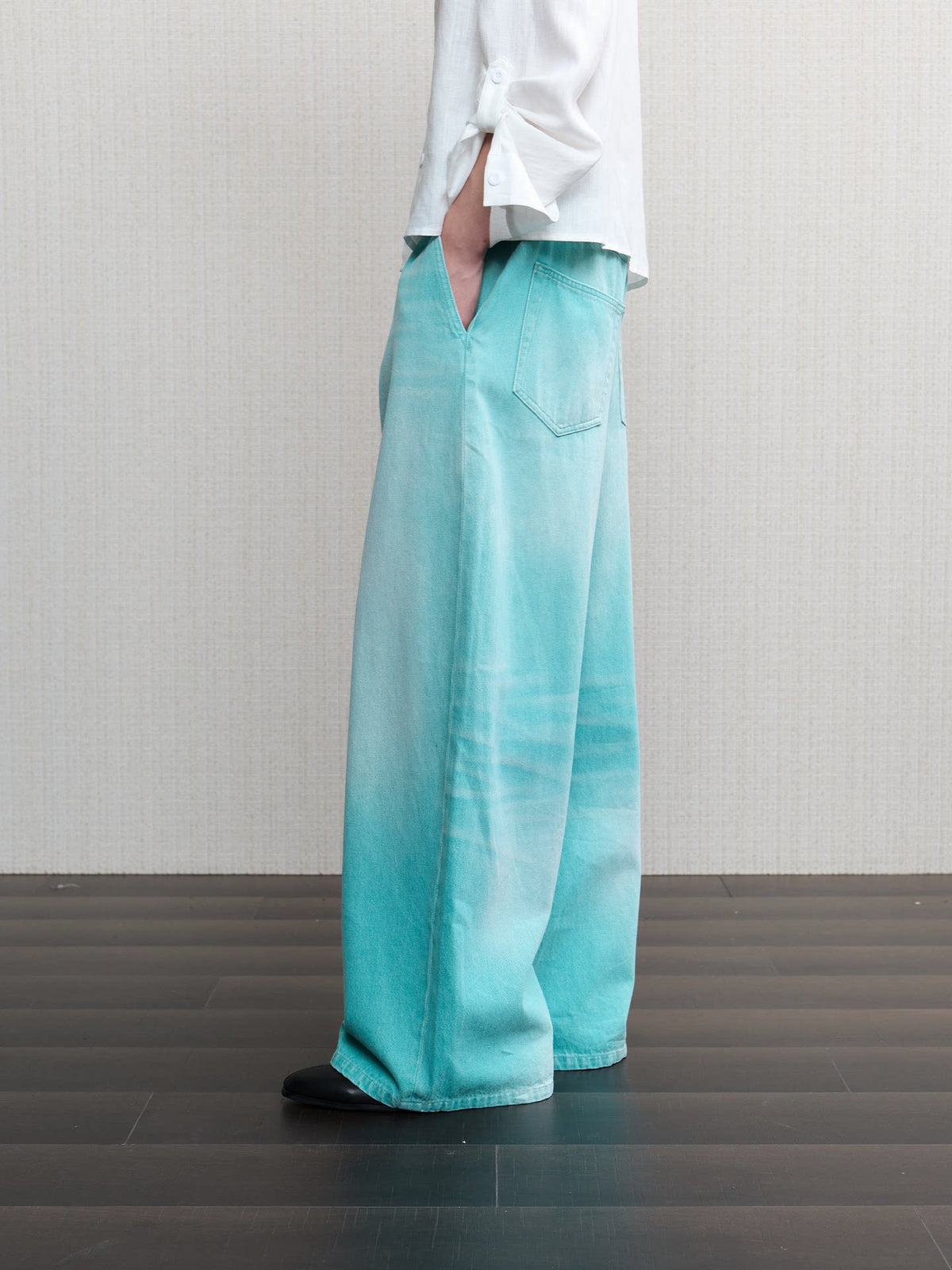 MINT WASHED WIDE-LEG JEANS