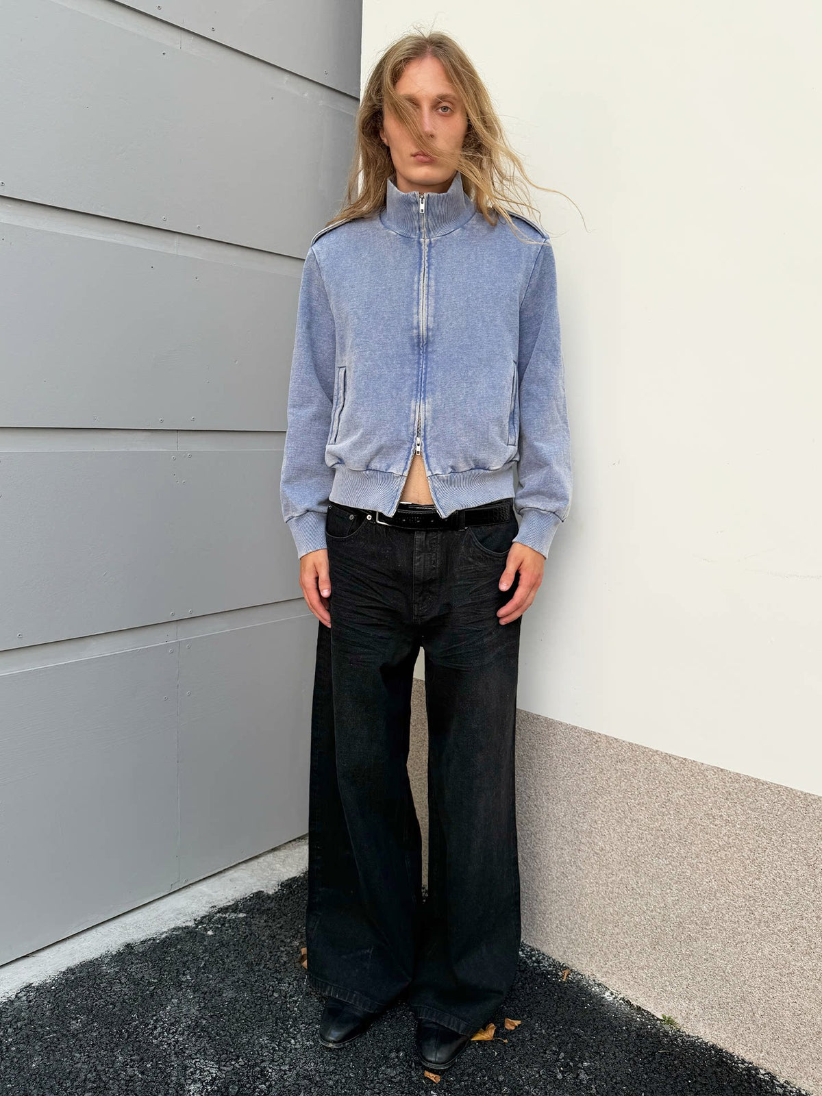 CREASED WAXED BLACK JEANS
