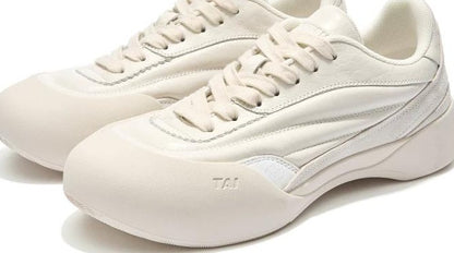 HEIGHT-BOOSTING CASUAL SNEAKERS