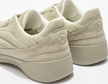 HEIGHT-BOOSTING CASUAL SNEAKERS