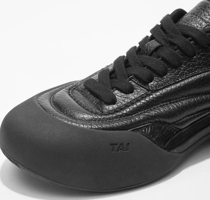 HEIGHT-BOOSTING CASUAL SNEAKERS