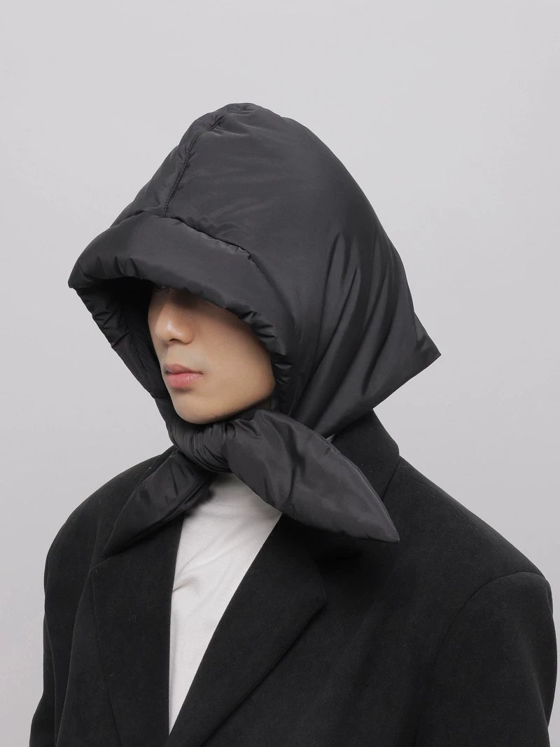 PADDED TIE HOOD
