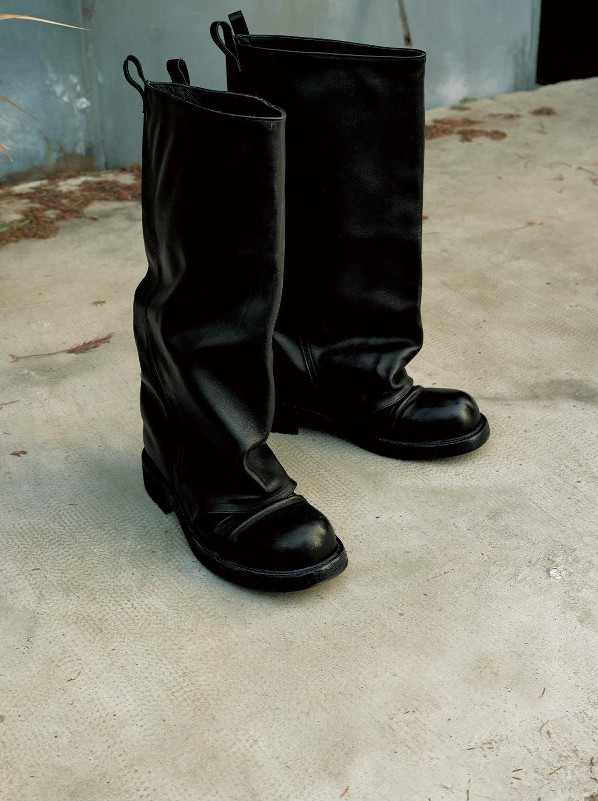 PLEATED COWHIDE LEATHER BOOTS